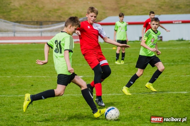 Zdjęcie w galerii na portalu naszraciborz.pl: Młodzi Unici wiele robili, lecz palowickiego Orła nie dogonili [FOTO] wiadomości z regionu