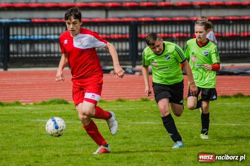 Zdjęcie w galerii na portalu naszraciborz.pl: Młodzi Unici wiele robili, lecz palowickiego Orła nie dogonili [FOTO] wiadomości z regionu