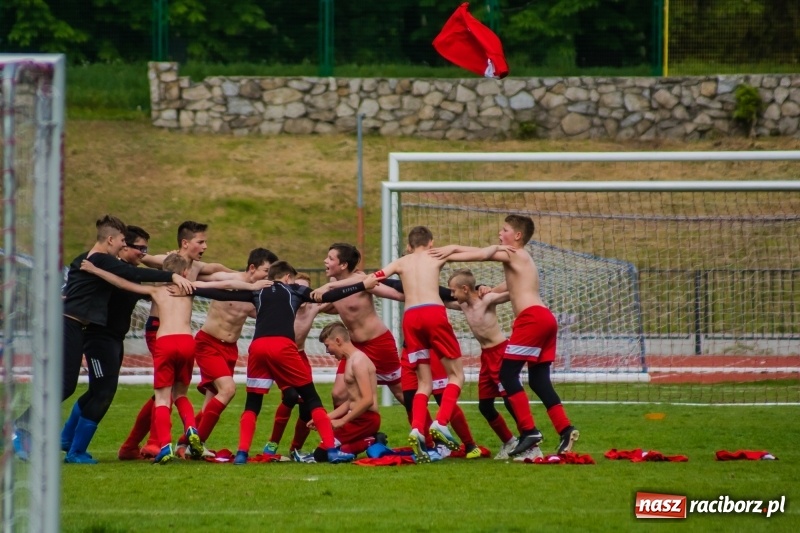 Zdjęcie w galerii na portalu naszraciborz.pl: Młodzi Unici wiele robili, lecz palowickiego Orła nie dogonili [FOTO] wiadomości z regionu