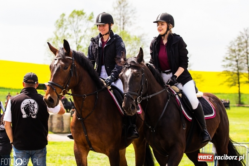 Zdjęcie w galerii na portalu naszraciborz.pl: Wiosenny korowód konny w gminie Pietrowice Wielkie [FOTO i WIDEO] wiadomości z regionu