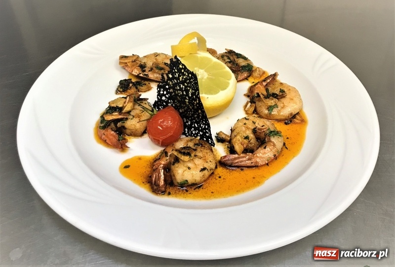 Zdjęcie w galerii na portalu naszraciborz.pl: Szef Braxtonu proponuje tym razem krewetki  wiadomości z regionu