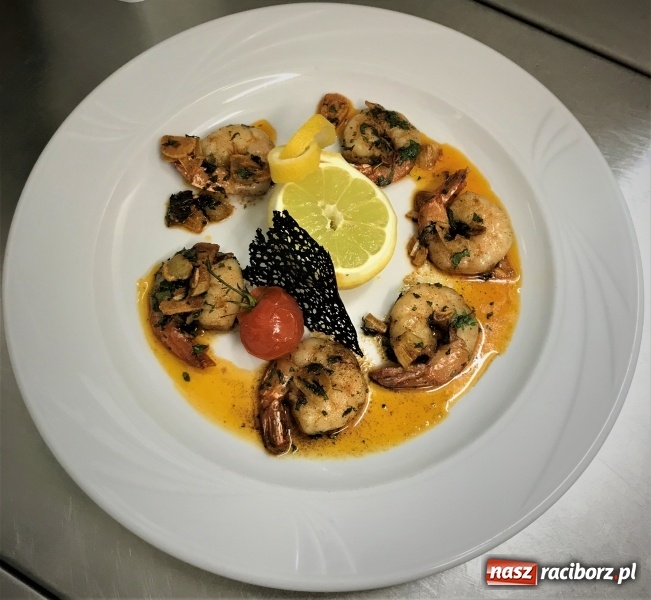 Zdjęcie w galerii na portalu naszraciborz.pl: Szef Braxtonu proponuje tym razem krewetki  wiadomości z regionu