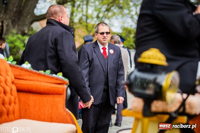 Zdjęcie w galerii na portalu naszraciborz.pl: Konna procesja ku czci św. Floriana w Pogrzebieniu  wiadomości z regionu