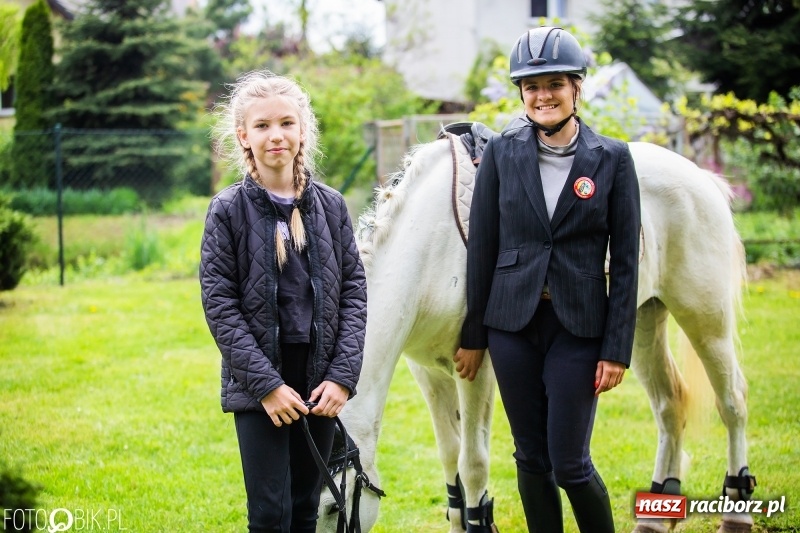 Zdjęcie w galerii na portalu naszraciborz.pl: Konna procesja ku czci św. Floriana w Pogrzebieniu  wiadomości z regionu