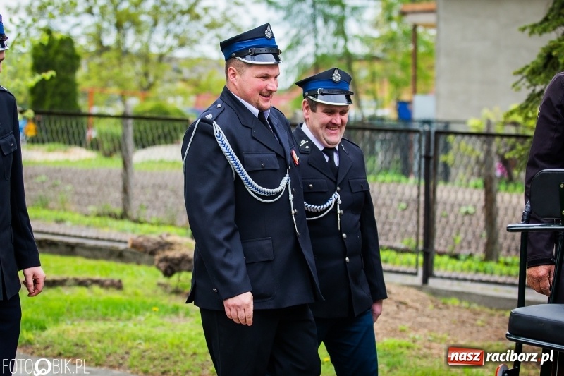 Zdjęcie w galerii na portalu naszraciborz.pl: Konna procesja ku czci św. Floriana w Pogrzebieniu  wiadomości z regionu