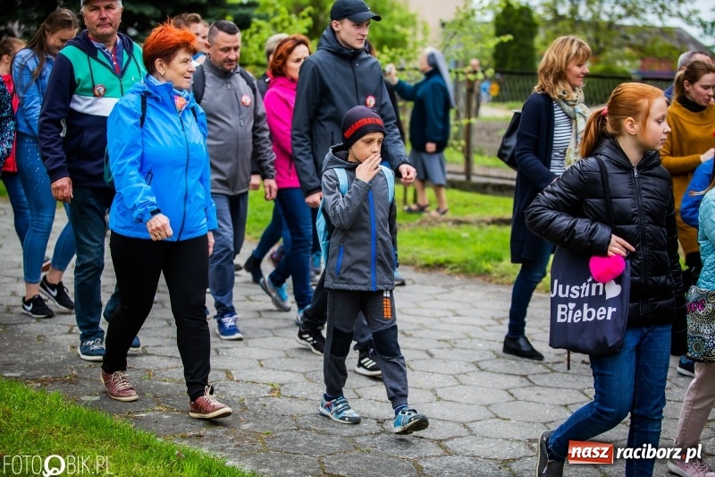 Zdjęcie w galerii na portalu naszraciborz.pl: Konna procesja ku czci św. Floriana w Pogrzebieniu  wiadomości z regionu