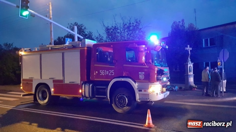 Zdjęcie w galerii na portalu naszraciborz.pl: Pożar budynku przy Raciborskiej w Bieńkowicach [FOTO i WIDEO] wiadomości z regionu