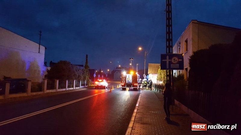 Zdjęcie w galerii na portalu naszraciborz.pl: Pożar budynku przy Raciborskiej w Bieńkowicach [FOTO i WIDEO] wiadomości z regionu