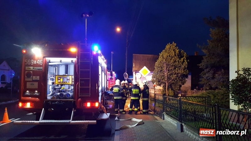 Zdjęcie w galerii na portalu naszraciborz.pl: Pożar budynku przy Raciborskiej w Bieńkowicach [FOTO i WIDEO] wiadomości z regionu