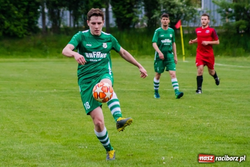 Zdjęcie w galerii na portalu naszraciborz.pl: Klasa okręgowa. Granica poza zasięgiem Rafako [FOTO] wiadomości z regionu