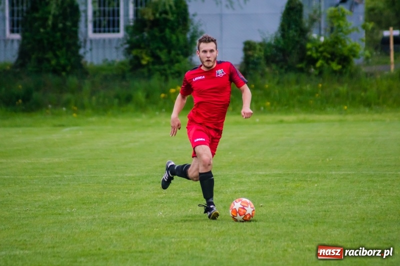 Zdjęcie w galerii na portalu naszraciborz.pl: Klasa okręgowa. Granica poza zasięgiem Rafako [FOTO] wiadomości z regionu