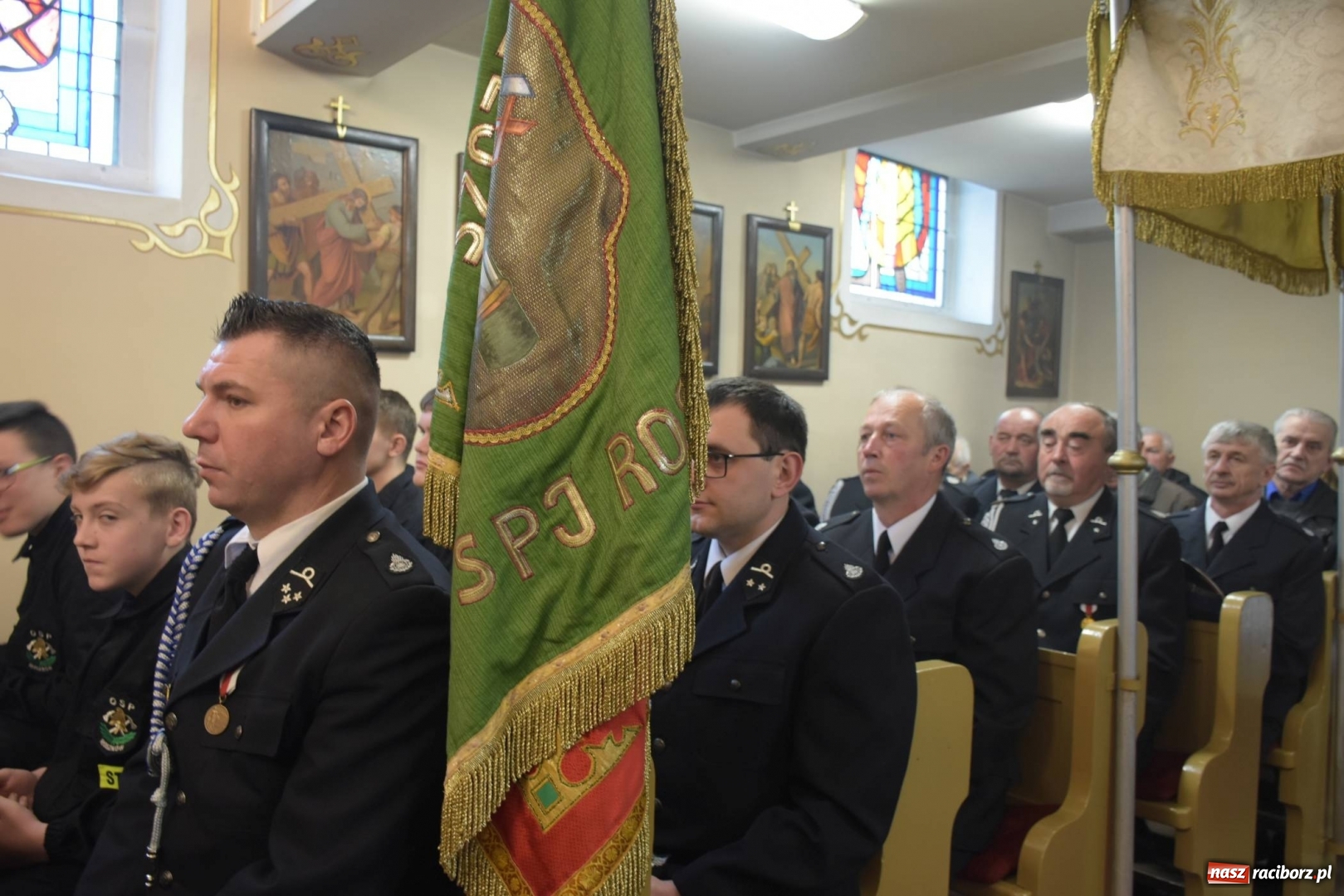 Zdjęcie w galerii na portalu naszraciborz.pl: Jubileusz 85-lecia OSP Roszków [FOTO] wiadomości z regionu