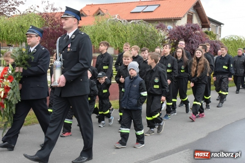 Zdjęcie w galerii na portalu naszraciborz.pl: Jubileusz 85-lecia OSP Roszków [FOTO] wiadomości z regionu