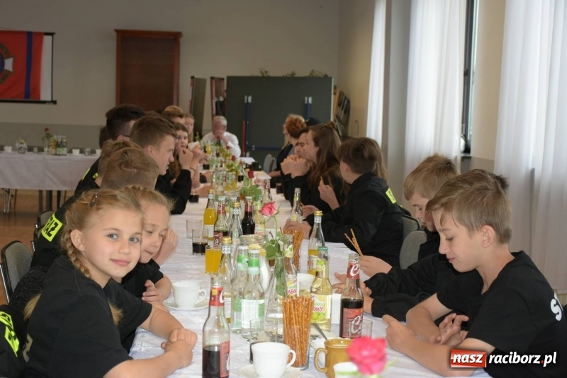 Zdjęcie w galerii na portalu naszraciborz.pl: Jubileusz 85-lecia OSP Roszków [FOTO] wiadomości z regionu