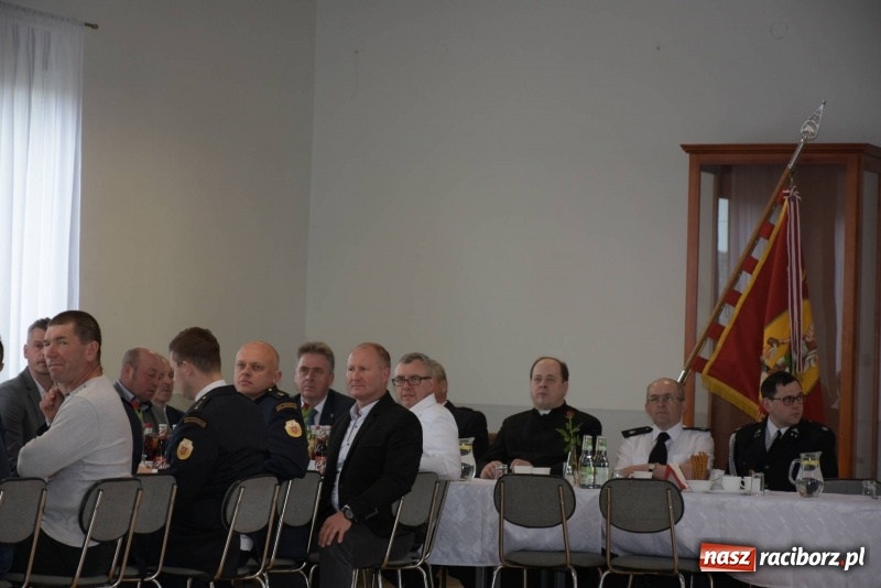 Zdjęcie w galerii na portalu naszraciborz.pl: Jubileusz 85-lecia OSP Roszków [FOTO] wiadomości z regionu