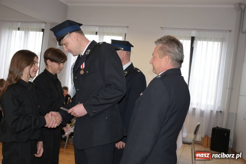 Zdjęcie w galerii na portalu naszraciborz.pl: Jubileusz 85-lecia OSP Roszków [FOTO] wiadomości z regionu