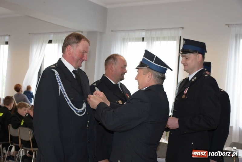 Zdjęcie w galerii na portalu naszraciborz.pl: Jubileusz 85-lecia OSP Roszków [FOTO] wiadomości z regionu