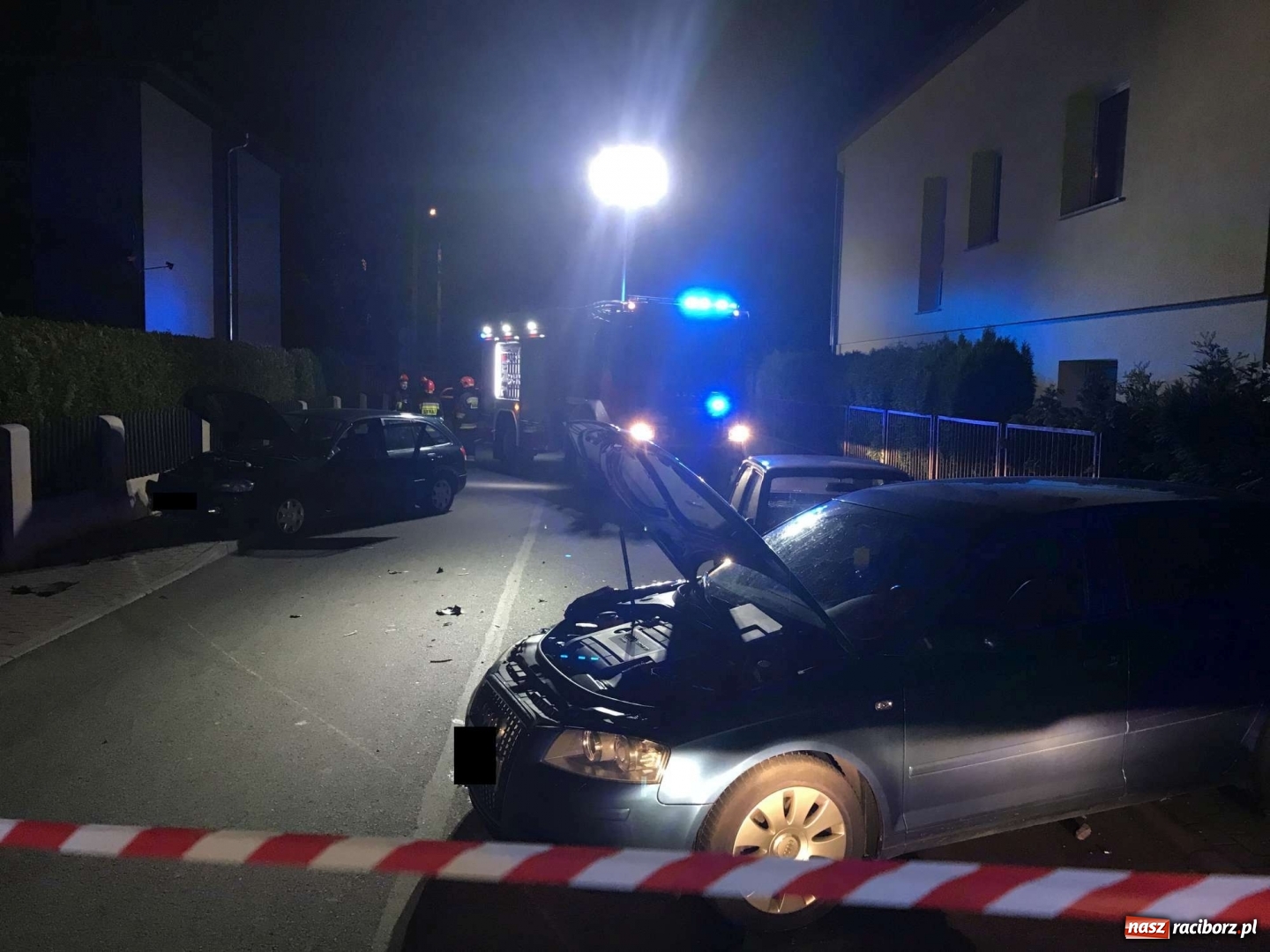 Zdjęcie w galerii na portalu naszraciborz.pl: Rozbił dwa pojazdy i uciekł. Policja ustala, kto kierował mazdą [FOTO]  wiadomości z regionu