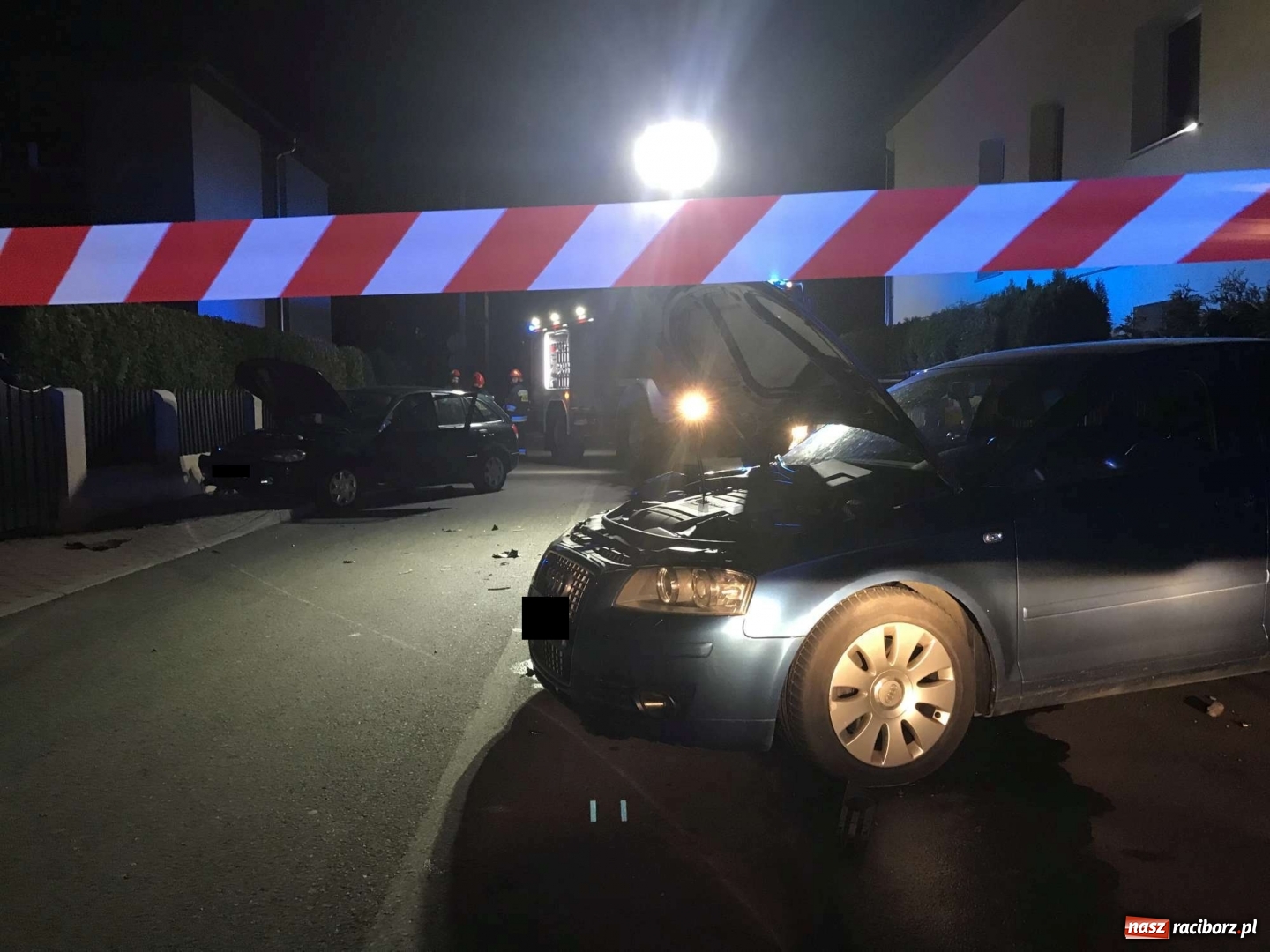 Zdjęcie w galerii na portalu naszraciborz.pl: Rozbił dwa pojazdy i uciekł. Policja ustala, kto kierował mazdą [FOTO]  wiadomości z regionu