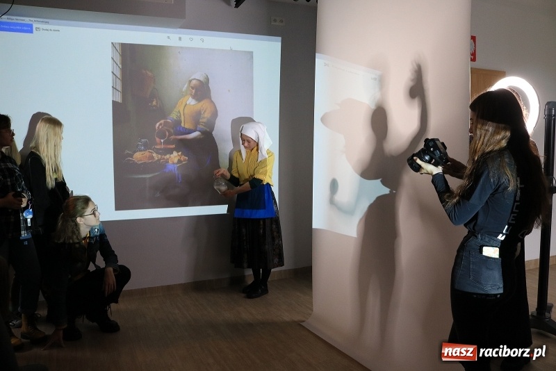 Zdjęcie w galerii na portalu naszraciborz.pl: Odkryj w sobie artystę. Dzień Otwarty w raciborskim Liceum Plastycznym wiadomości z regionu