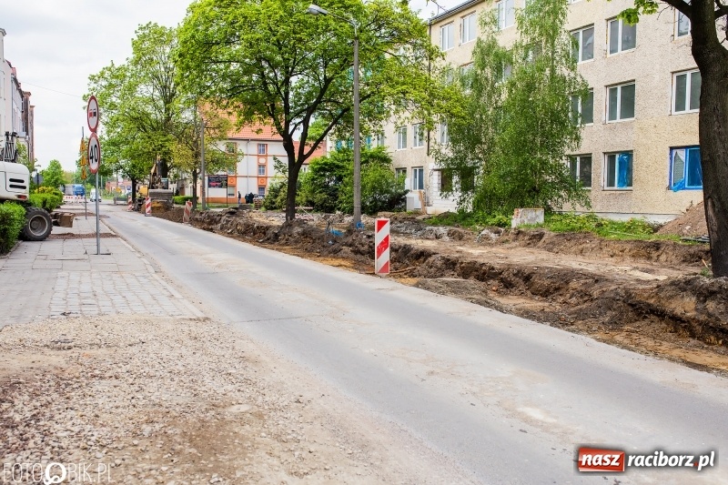Zdjęcie w galerii na portalu naszraciborz.pl: Starosta chce kłaść jeden dywanik [WIDEO]  wiadomości z regionu