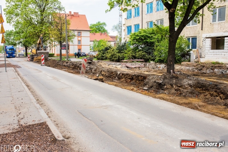 Zdjęcie w galerii na portalu naszraciborz.pl: Starosta chce kłaść jeden dywanik [WIDEO]  wiadomości z regionu