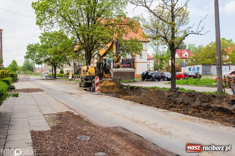 Zdjęcie w galerii na portalu naszraciborz.pl: Starosta chce kłaść jeden dywanik [WIDEO]  wiadomości z regionu