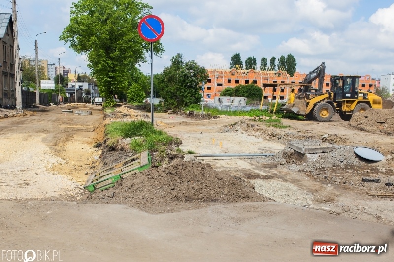 Zdjęcie w galerii na portalu naszraciborz.pl: Starosta chce kłaść jeden dywanik [WIDEO]  wiadomości z regionu