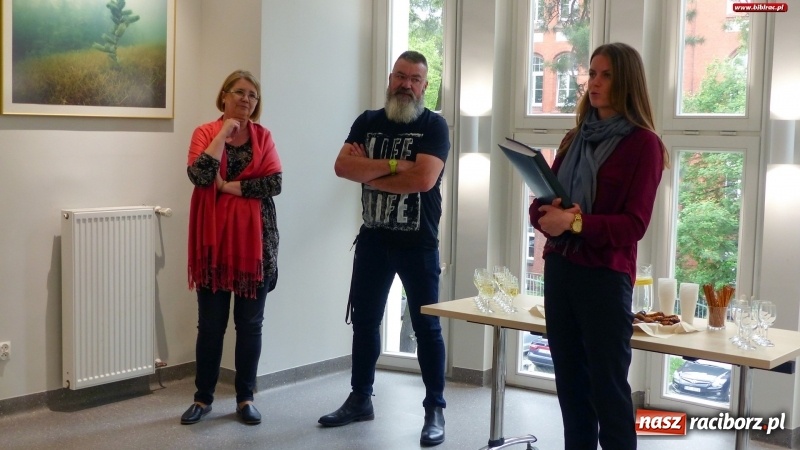 Zdjęcie w galerii na portalu naszraciborz.pl: W raciborskiej bibliotece zobaczysz podwodny świat polskich jezior wiadomości z regionu