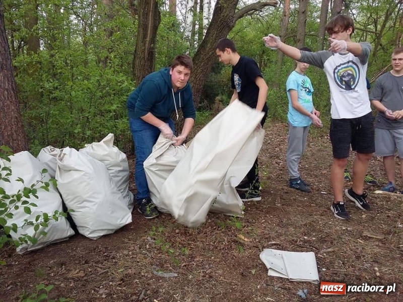 Zdjęcie w galerii na portalu naszraciborz.pl: Współpraca gwarancją sukcesu. Eko akcje w Kuźni Raciborskiej wiadomości z regionu