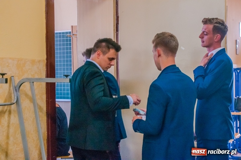 Zdjęcie w galerii na portalu naszraciborz.pl: Maturalne zmagania z językiem angielskim w CKZiU numer 1 wiadomości z regionu