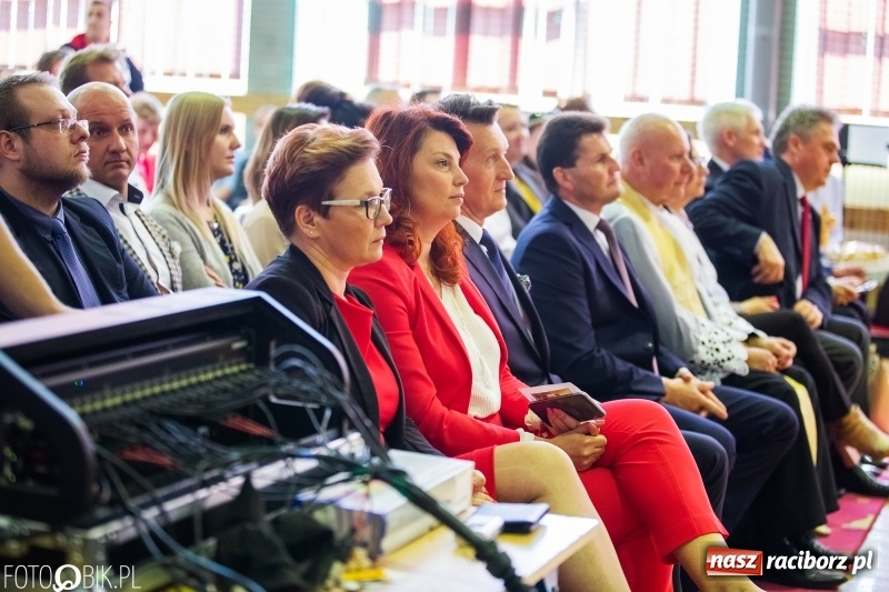 Zdjęcie w galerii na portalu naszraciborz.pl: W Bieńkowicach promowali pozytywne wartości wiadomości z regionu