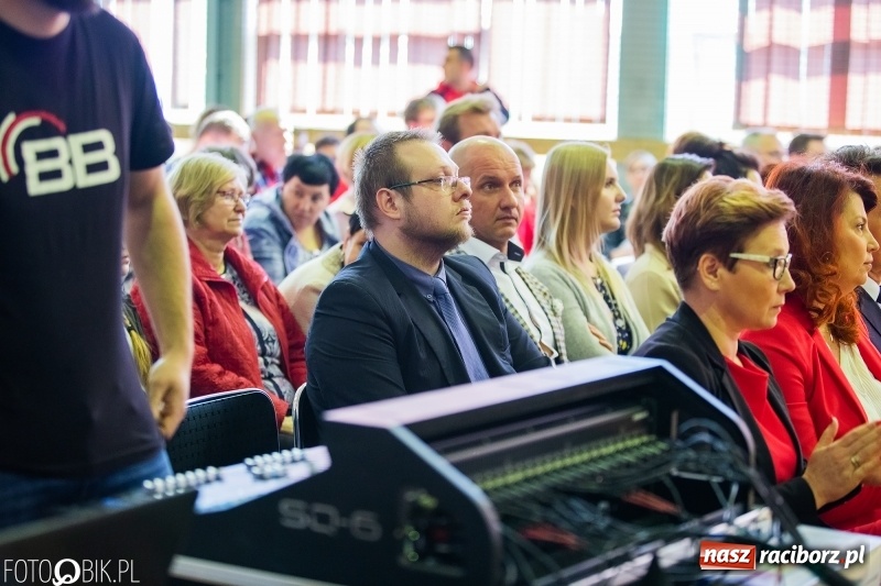 Zdjęcie w galerii na portalu naszraciborz.pl: W Bieńkowicach promowali pozytywne wartości wiadomości z regionu