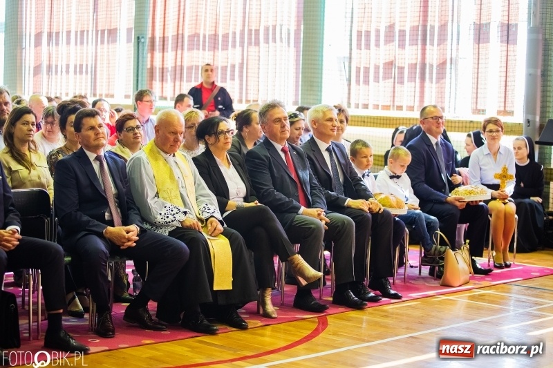 Zdjęcie w galerii na portalu naszraciborz.pl: W Bieńkowicach promowali pozytywne wartości wiadomości z regionu