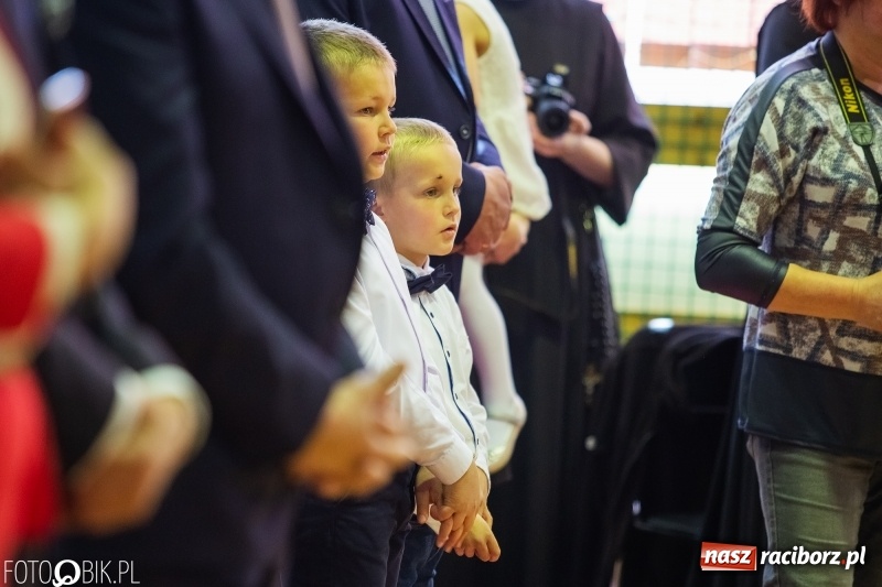 Zdjęcie w galerii na portalu naszraciborz.pl: W Bieńkowicach promowali pozytywne wartości wiadomości z regionu