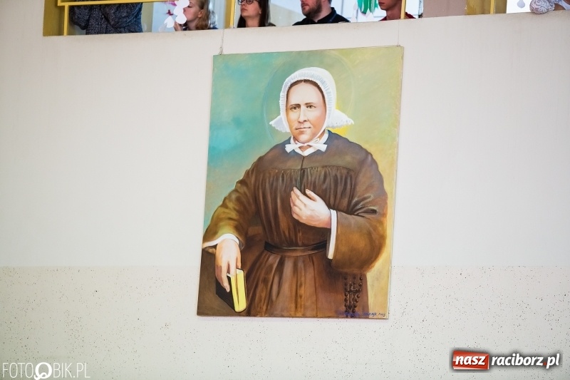 Zdjęcie w galerii na portalu naszraciborz.pl: W Bieńkowicach promowali pozytywne wartości wiadomości z regionu