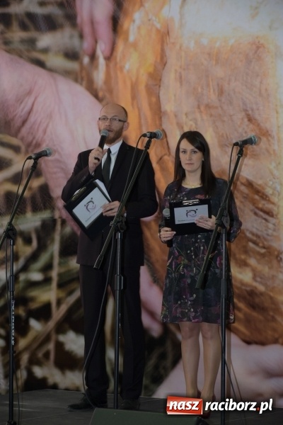 Zdjęcie w galerii na portalu naszraciborz.pl: W Bieńkowicach promowali pozytywne wartości wiadomości z regionu