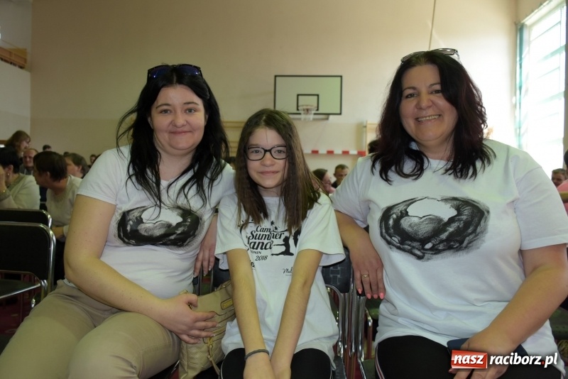 Zdjęcie w galerii na portalu naszraciborz.pl: W Bieńkowicach promowali pozytywne wartości wiadomości z regionu