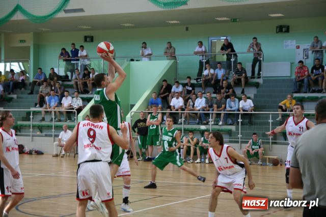 Zdjęcie w galerii na portalu naszraciborz.pl: Koszykówka - mistrz sezonu wiadomości z regionu