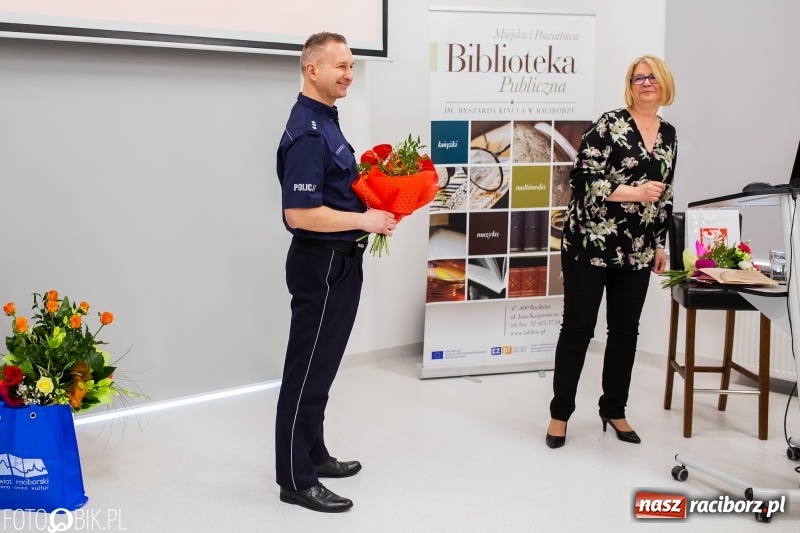 Zdjęcie w galerii na portalu naszraciborz.pl: Krzewienie ducha czytelnictwa to misja. Dzień Bibliotekarza w raciborskiej książnicy wiadomości z regionu