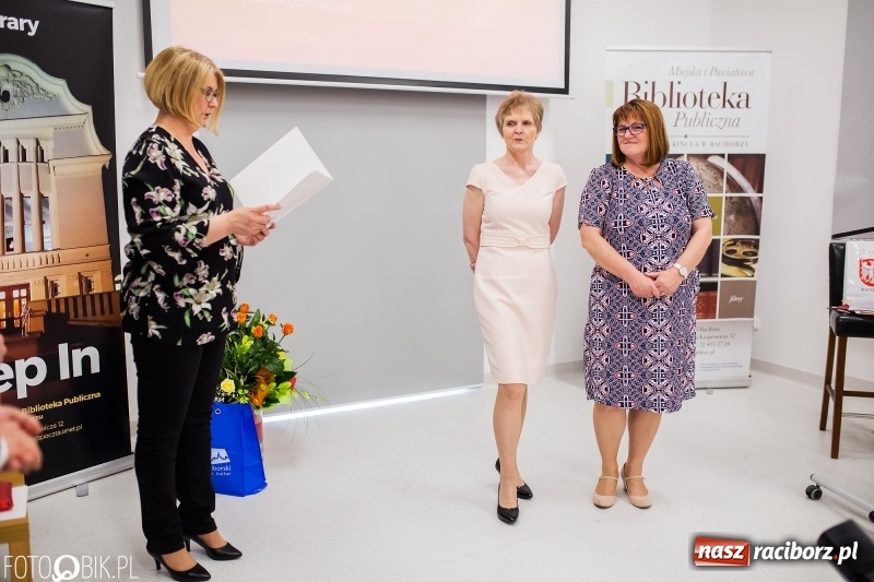 Zdjęcie w galerii na portalu naszraciborz.pl: Krzewienie ducha czytelnictwa to misja. Dzień Bibliotekarza w raciborskiej książnicy wiadomości z regionu