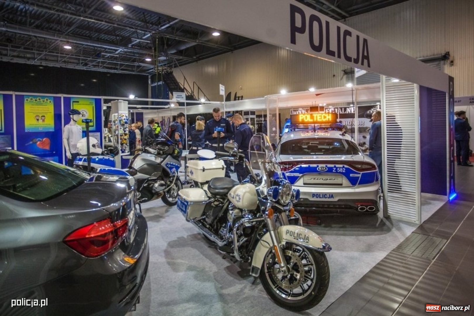 Zdjęcie w galerii na portalu naszraciborz.pl: Jak wam się podoba nowe oznaczenie radiowozów i umundurowanie policji [FOTO] wiadomości z regionu