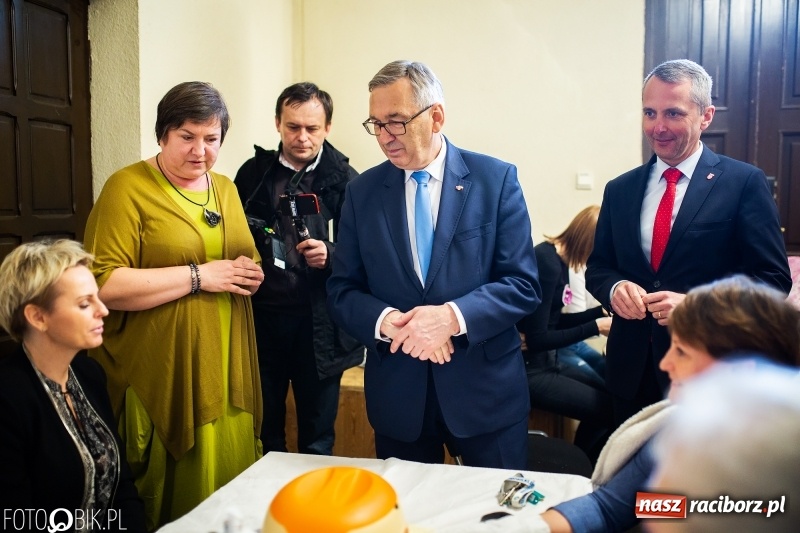 Zdjęcie w galerii na portalu naszraciborz.pl: Wiceminister Stanisław Szwed odwiedził seniorów w Raciborzu [FOTO i WIDEO] wiadomości z regionu