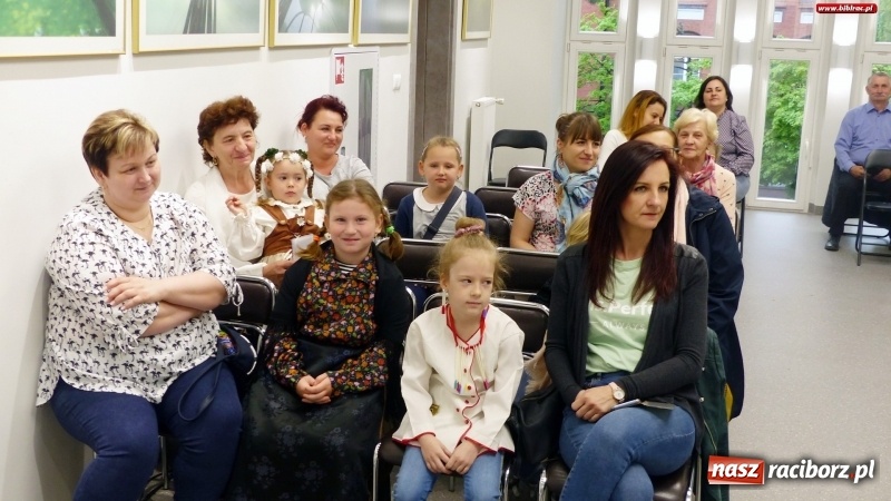 Zdjęcie w galerii na portalu naszraciborz.pl: Raciborska biblioteka - Tukej piyknie godomy!  wiadomości z regionu