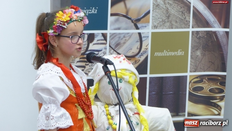 Zdjęcie w galerii na portalu naszraciborz.pl: Raciborska biblioteka - Tukej piyknie godomy!  wiadomości z regionu