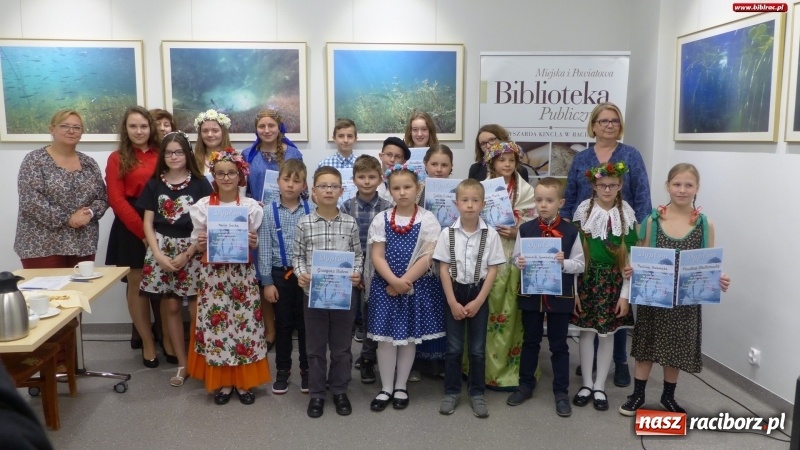 Zdjęcie w galerii na portalu naszraciborz.pl: Raciborska biblioteka - Tukej piyknie godomy!  wiadomości z regionu