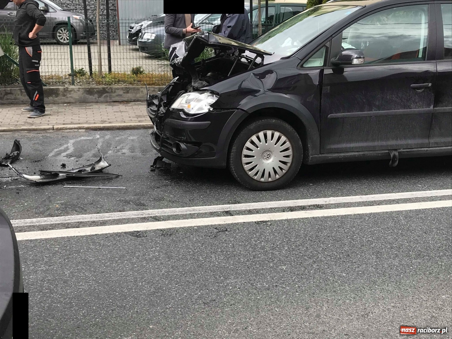 Zdjęcie w galerii na portalu naszraciborz.pl: Trzy samochody zderzyły się na Kozielskiej wiadomości z regionu