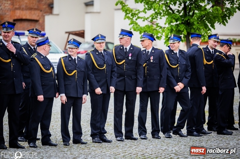 Zdjęcie w galerii na portalu naszraciborz.pl: Bogu na chwałę, ludziom na pożytek. Strażacy świętowali na zamku [FOTO i WIDEO] wiadomości z regionu