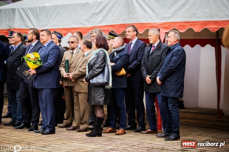 Zdjęcie w galerii na portalu naszraciborz.pl: Bogu na chwałę, ludziom na pożytek. Strażacy świętowali na zamku [FOTO i WIDEO] wiadomości z regionu