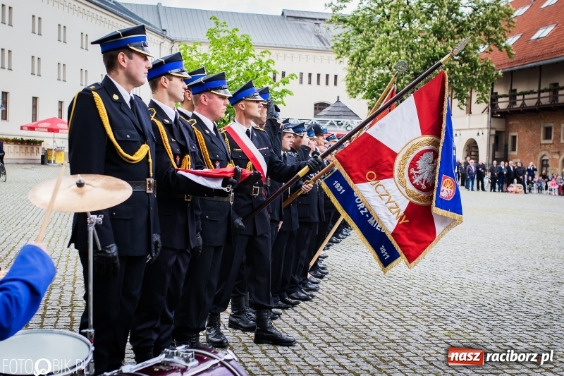 Zdjęcie w galerii na portalu naszraciborz.pl: Bogu na chwałę, ludziom na pożytek. Strażacy świętowali na zamku [FOTO i WIDEO] wiadomości z regionu